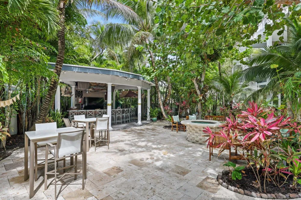1313 Seabreeze Boulevard Fort Lauderdale, FL 33316
