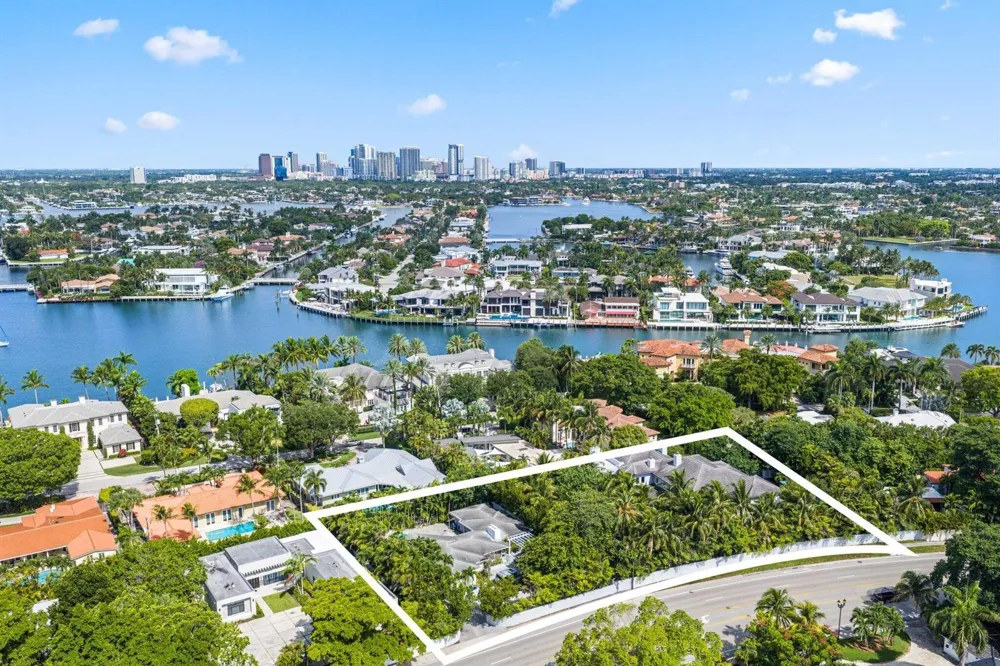 1313 Seabreeze Boulevard Fort Lauderdale, FL 33316