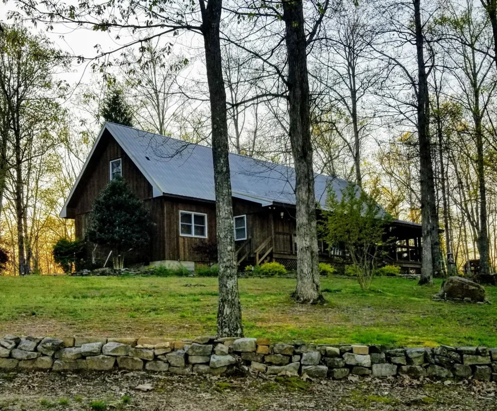 1233 Oliver Dr Monteagle, TN 37356