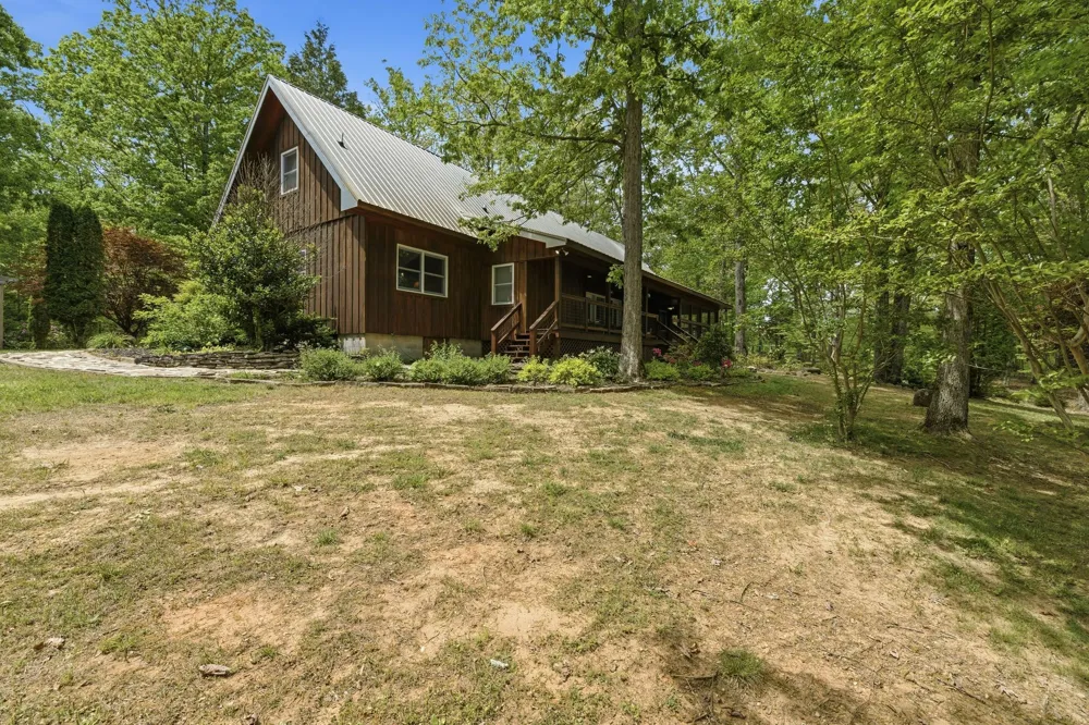 1233 Oliver Dr Monteagle, TN 37356