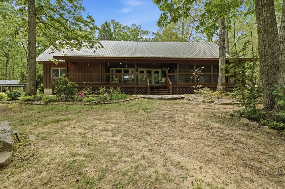 1233 Oliver Dr Monteagle, TN 37356