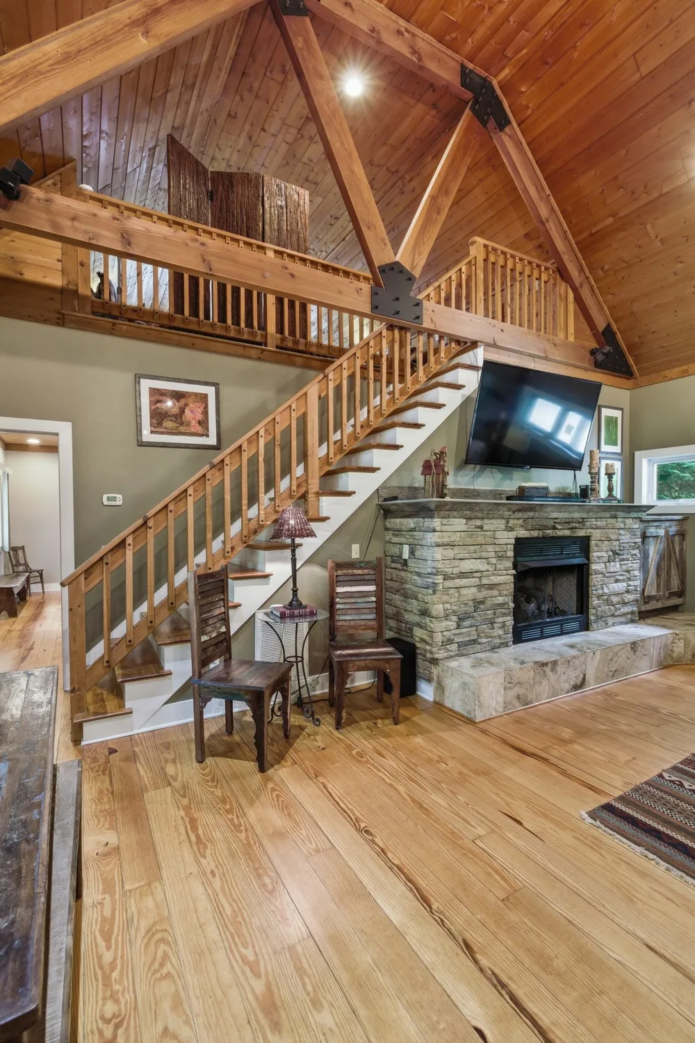 1233 Oliver Dr Monteagle, TN 37356