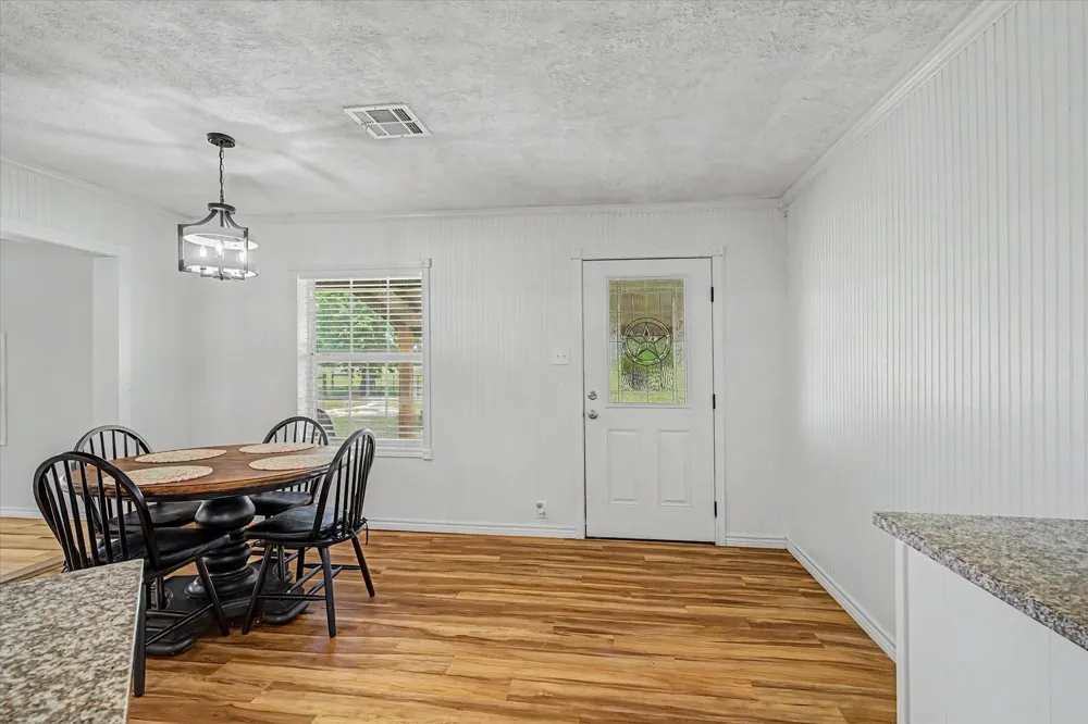 384 County Road 2046 Hull, TX 77564