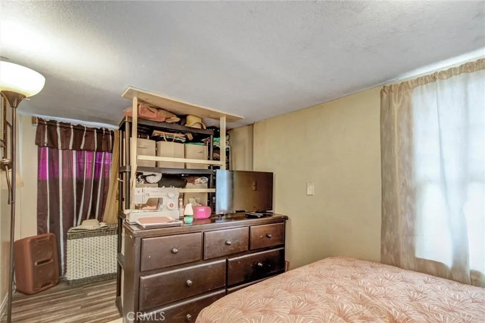 4015 MOUNTAIN  DR  spc  2 #2 San Bernardino, CA 92407