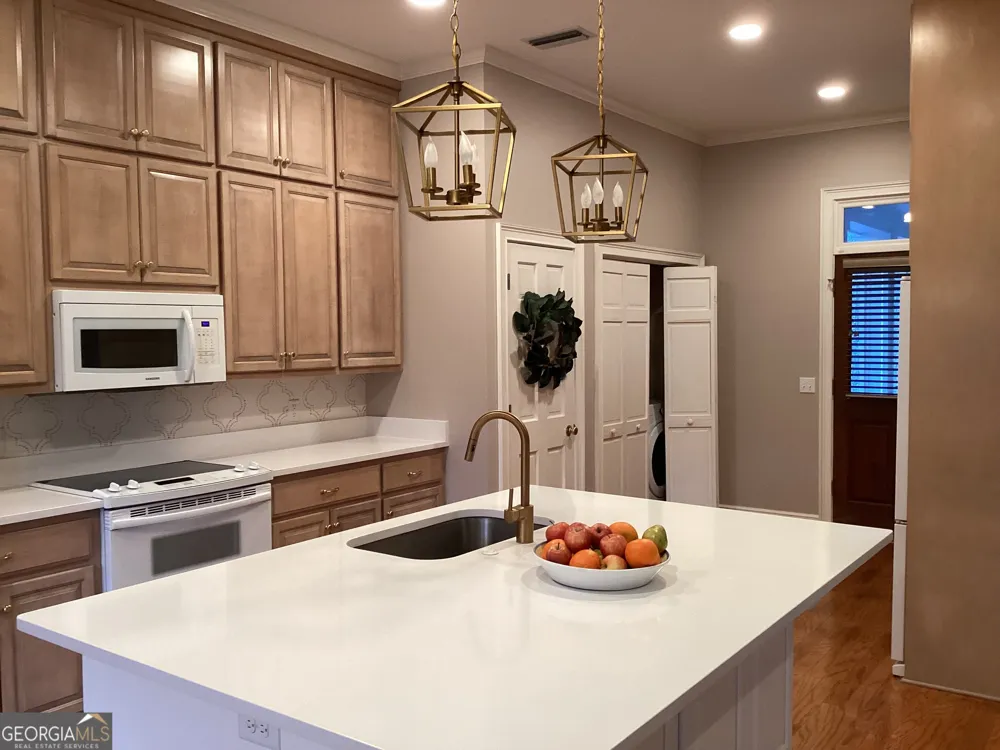 17 Boundary LN St. Simons, GA 31522
