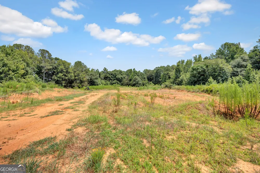 2361 Salem RD Watkinsville, GA 30677