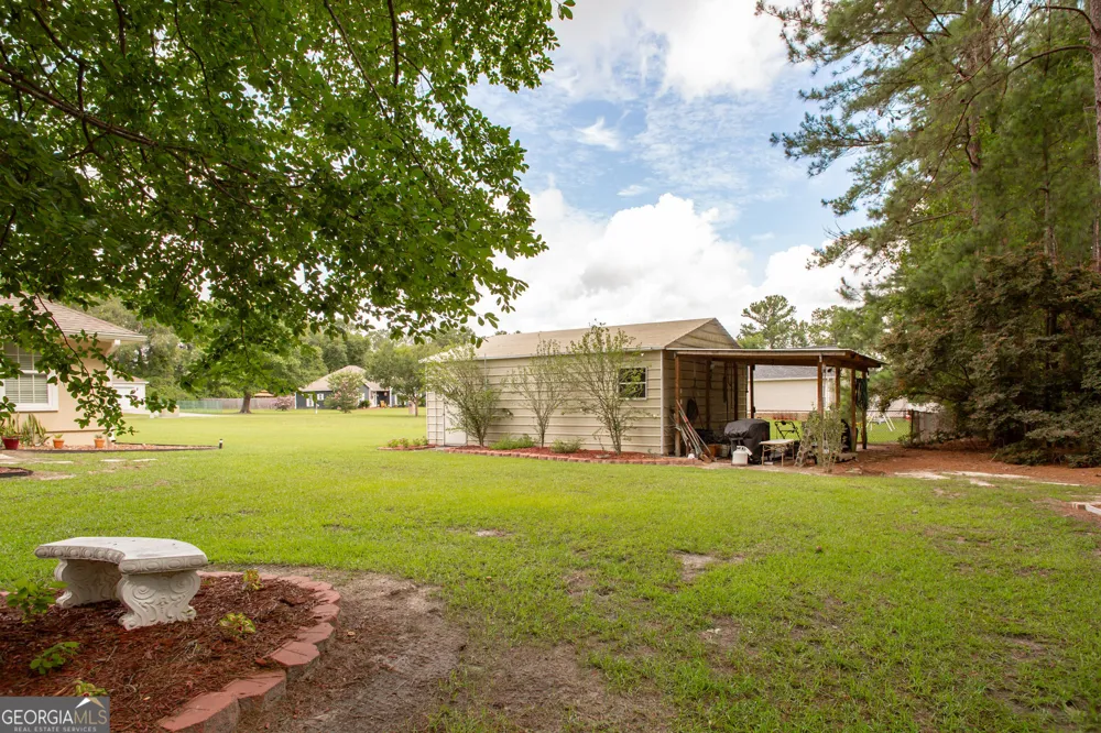 2506 Lejuene RD Waycross, GA 31501