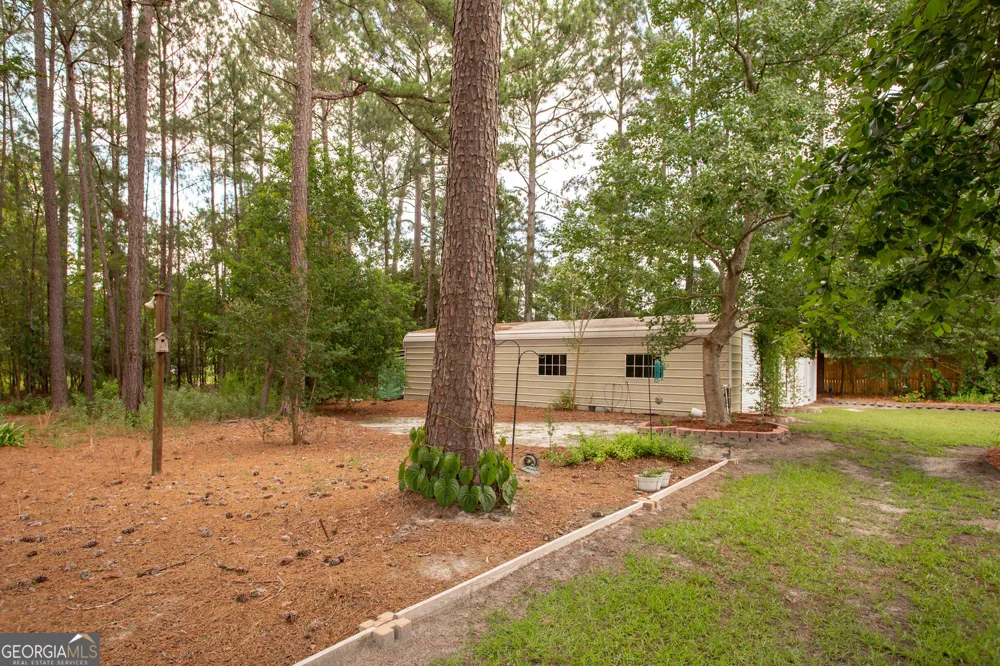 2506 Lejuene RD Waycross, GA 31501