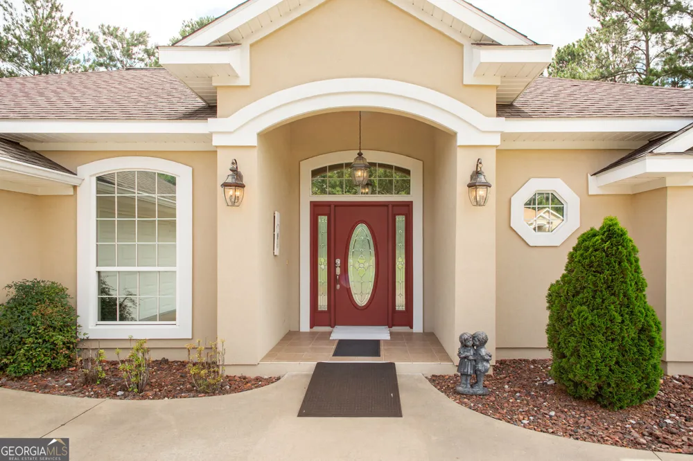 2506 Lejuene RD Waycross, GA 31501