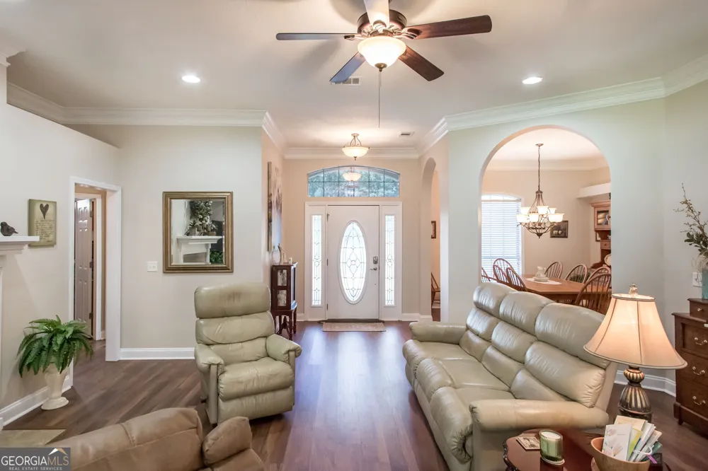 2506 Lejuene RD Waycross, GA 31501