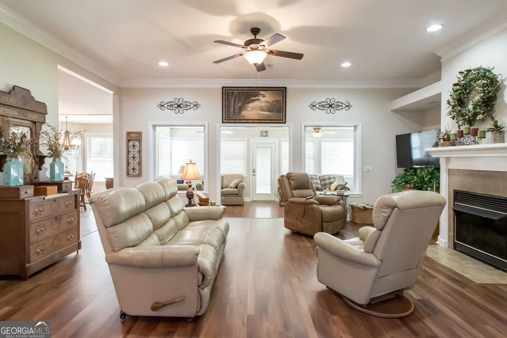 2506 Lejuene RD Waycross, GA 31501