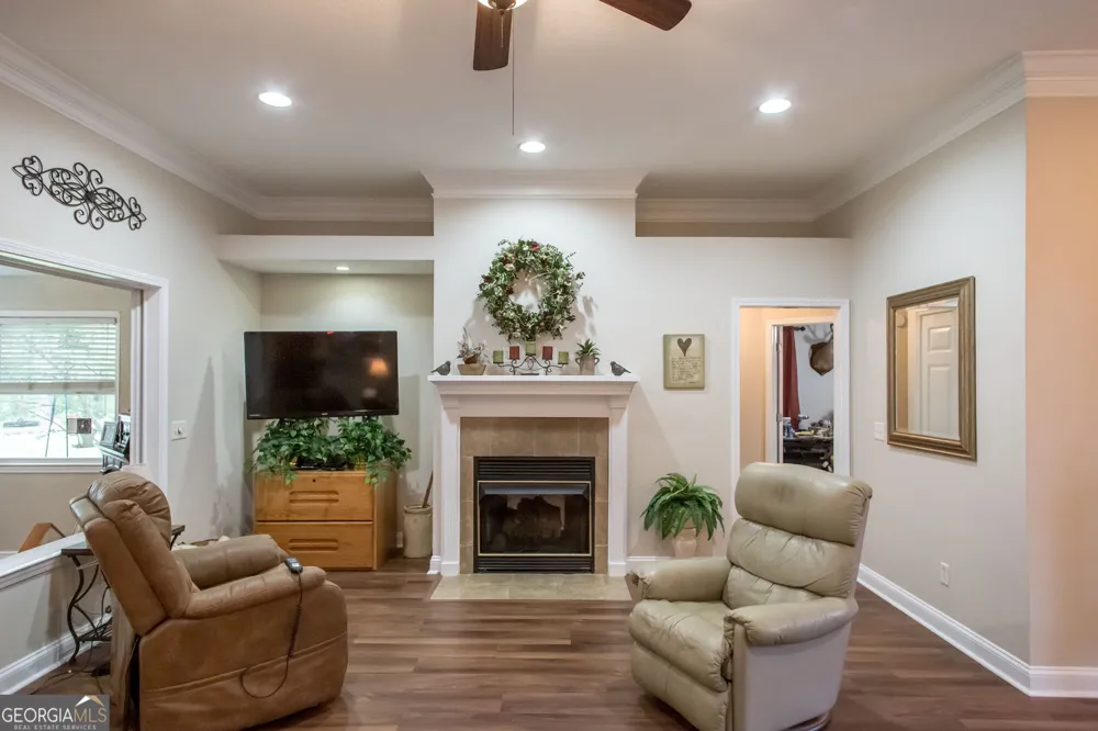 2506 Lejuene RD Waycross, GA 31501