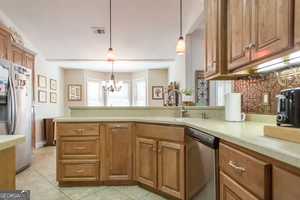 2506 Lejuene RD Waycross, GA 31501
