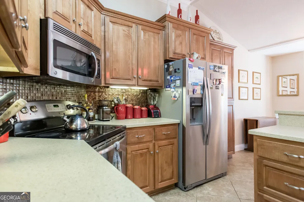 2506 Lejuene RD Waycross, GA 31501