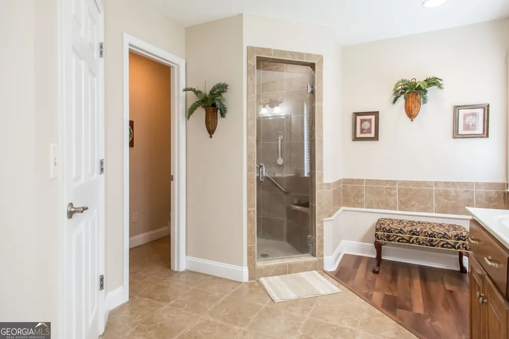 2506 Lejuene RD Waycross, GA 31501