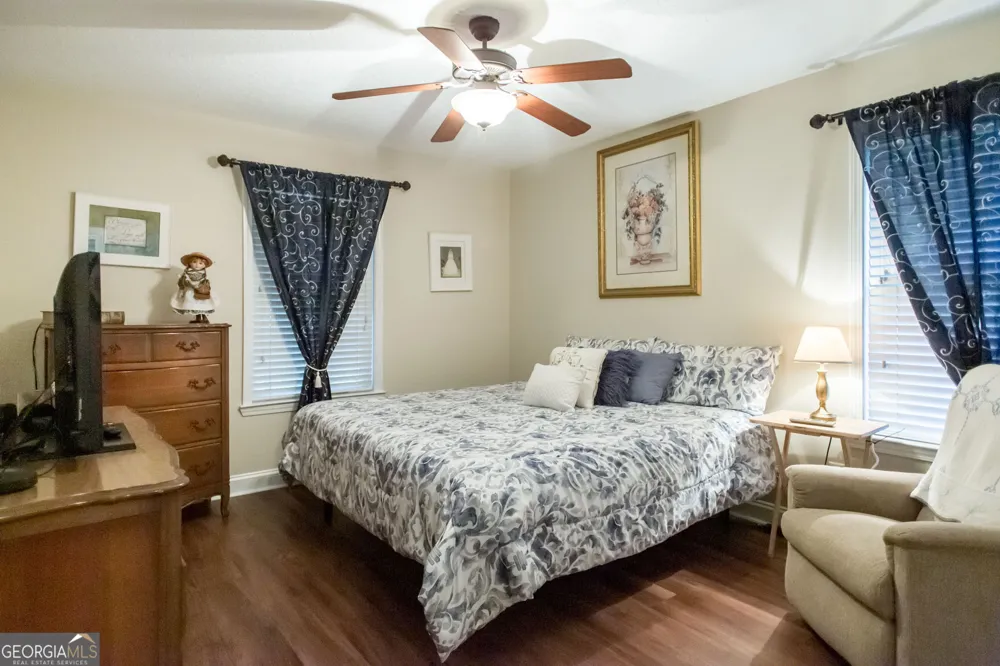 2506 Lejuene RD Waycross, GA 31501