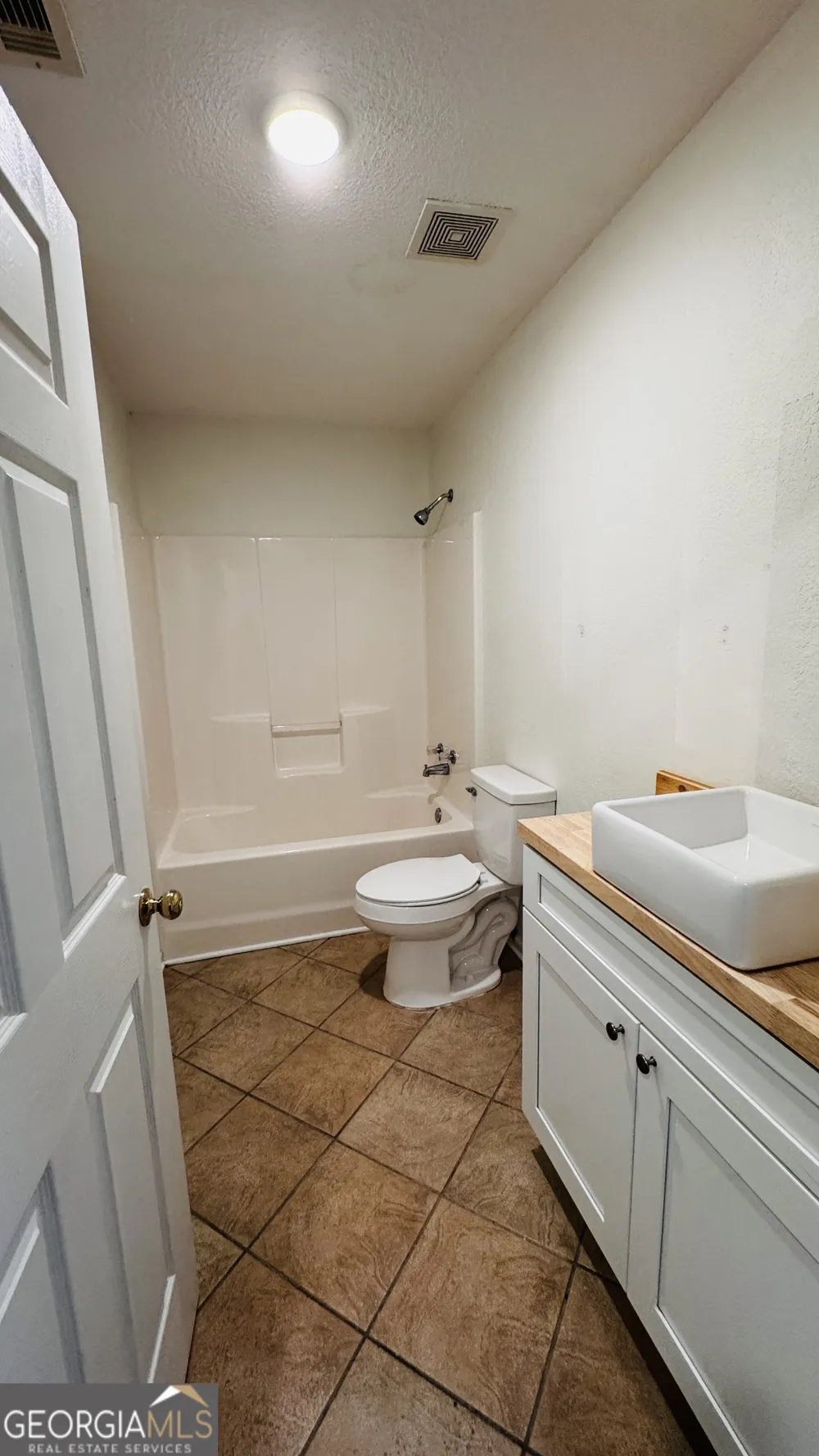 101 Mimosa CIR Reidsville, GA 30453
