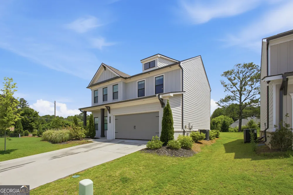 2700 Westgate Park DR Loganville, GA 30052