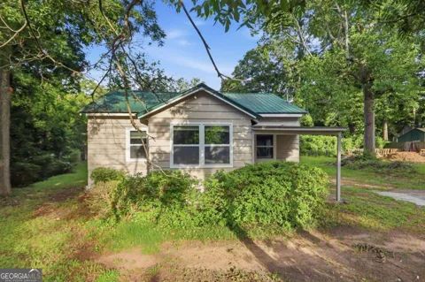 242 N Dogwood AVE