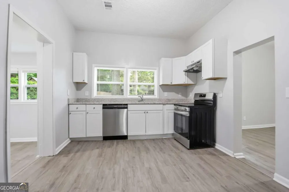 242 N Dogwood AVE Social Circle, GA 30025