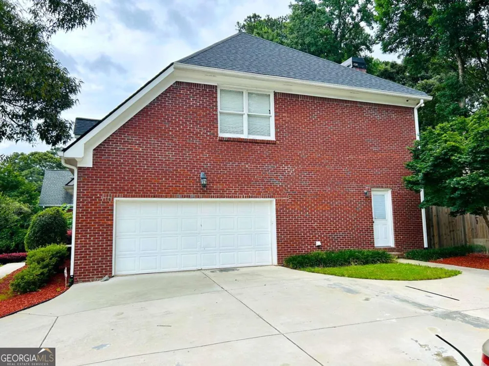 2730 Runnelwood LN Snellville, GA 30078