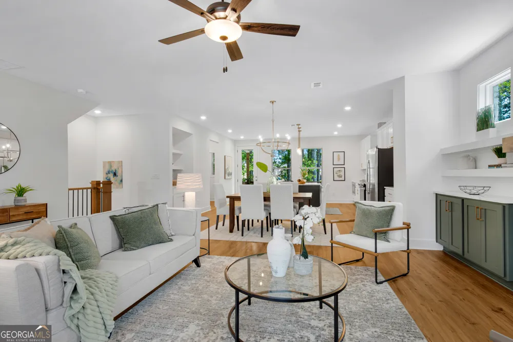 2743 Hallwood LN Suwanee, GA 30024