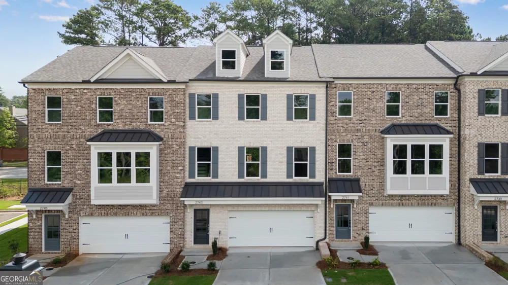 2743 Hallwood LN Suwanee, GA 30024
