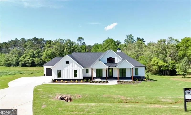 300 Eminence Peak Rydal, GA 30171