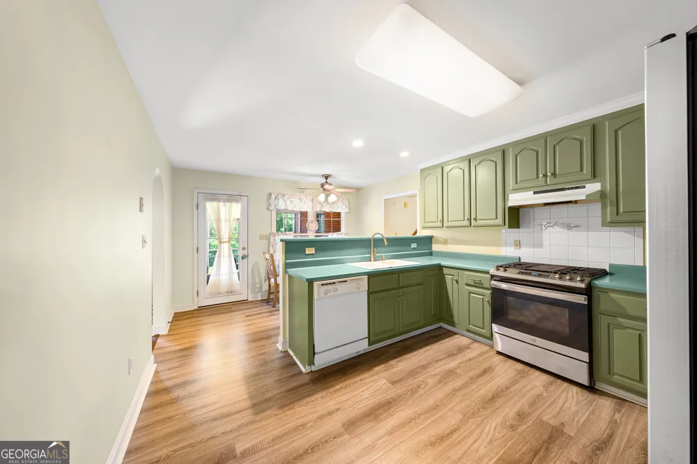 81 Valley RD Colbert, GA 30628