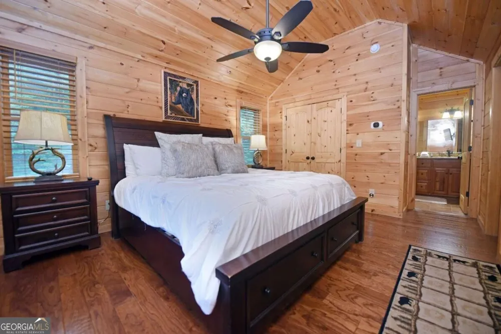 901 Stuart Mountain RD Mineral Bluff, GA 30559