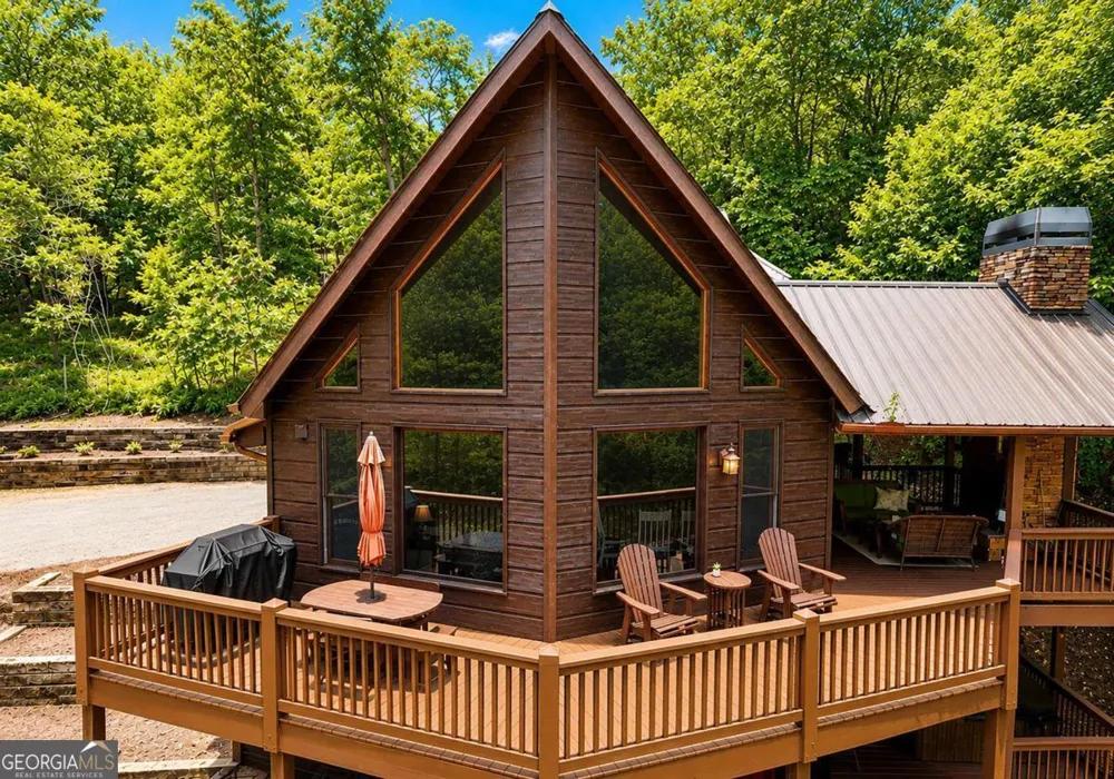 901 Stuart Mountain RD Mineral Bluff, GA 30559