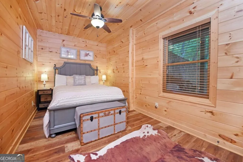 901 Stuart Mountain RD Mineral Bluff, GA 30559