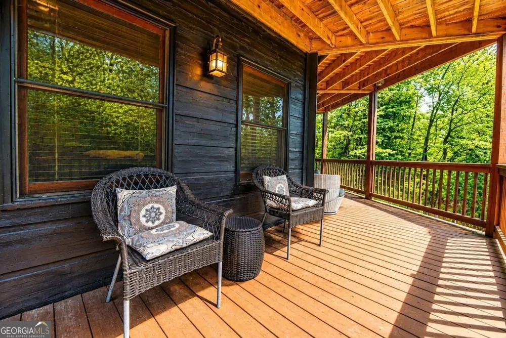 901 Stuart Mountain RD Mineral Bluff, GA 30559