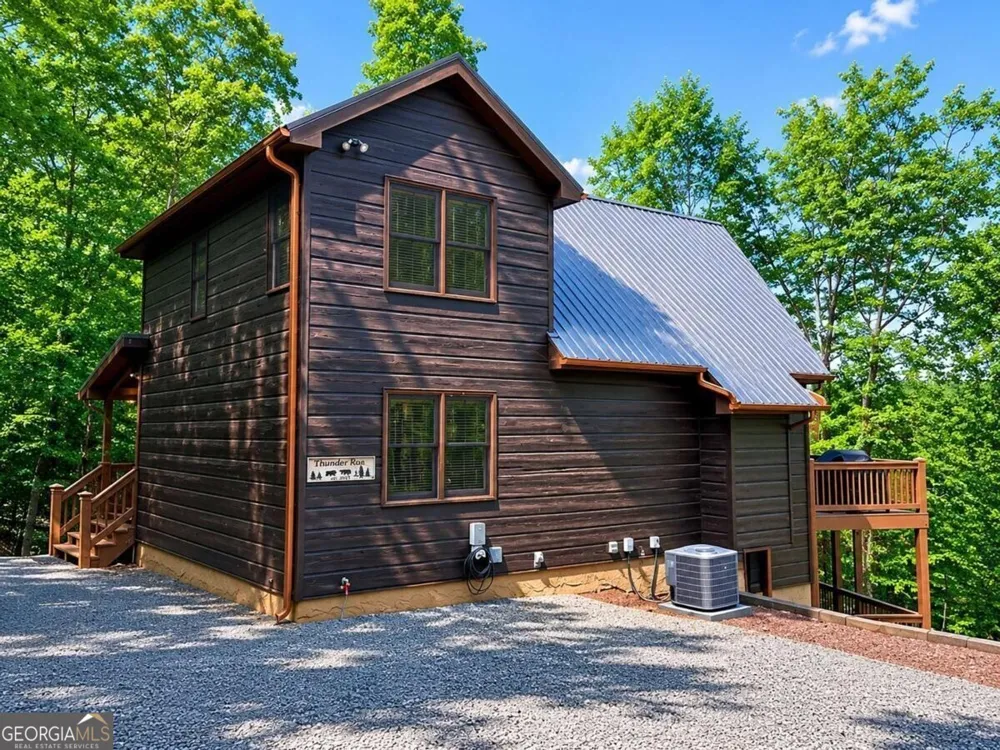 901 Stuart Mountain RD Mineral Bluff, GA 30559