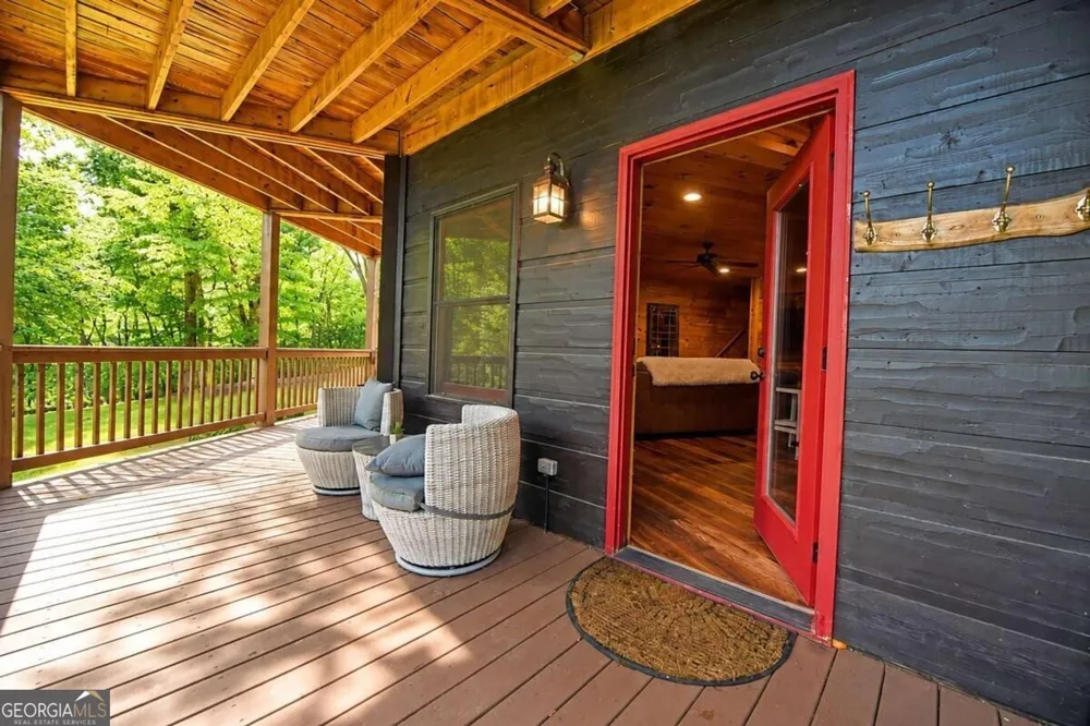 901 Stuart Mountain RD Mineral Bluff, GA 30559