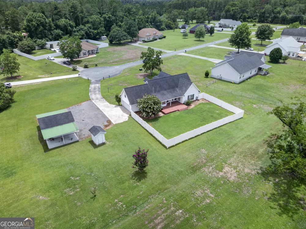 3808 DEER RUN DR Blackshear, GA 31516