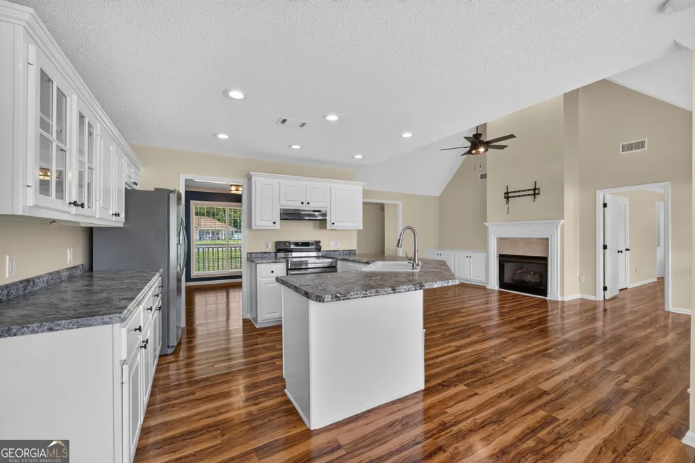 3808 DEER RUN DR Blackshear, GA 31516