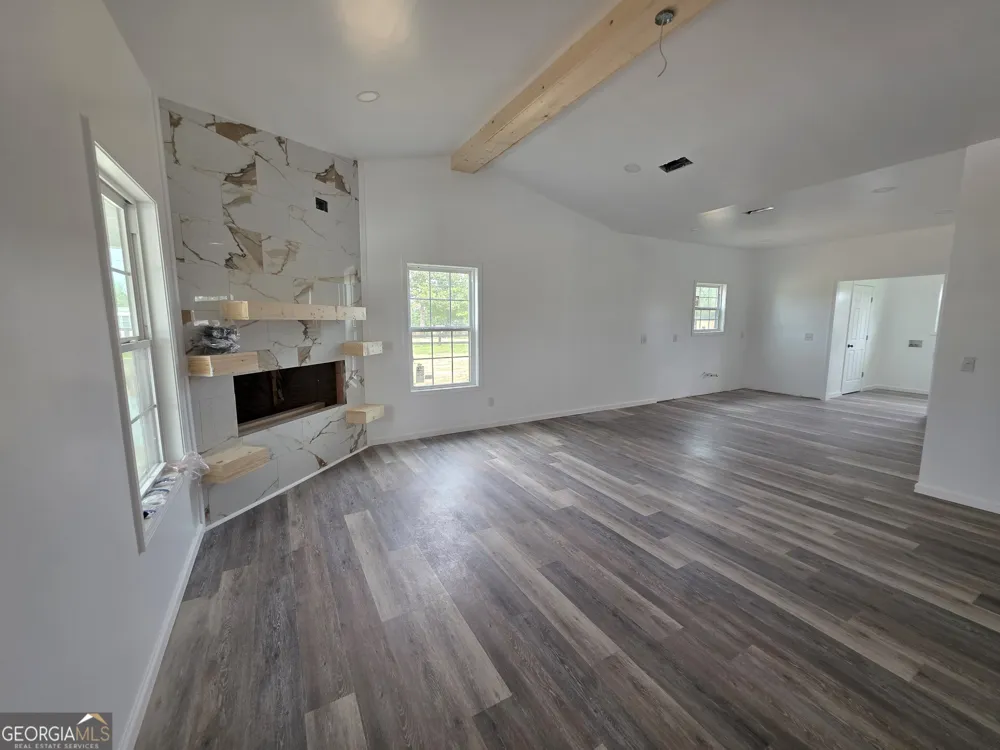27 Elmwood Lane Baxley, GA 31513
