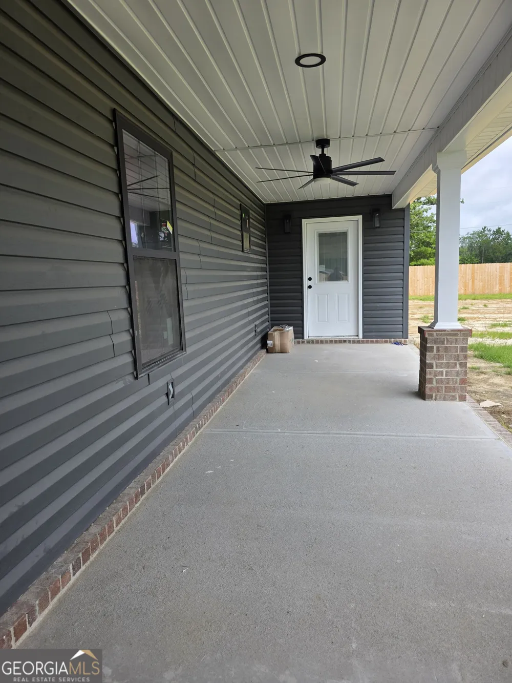 27 Elmwood Lane Baxley, GA 31513