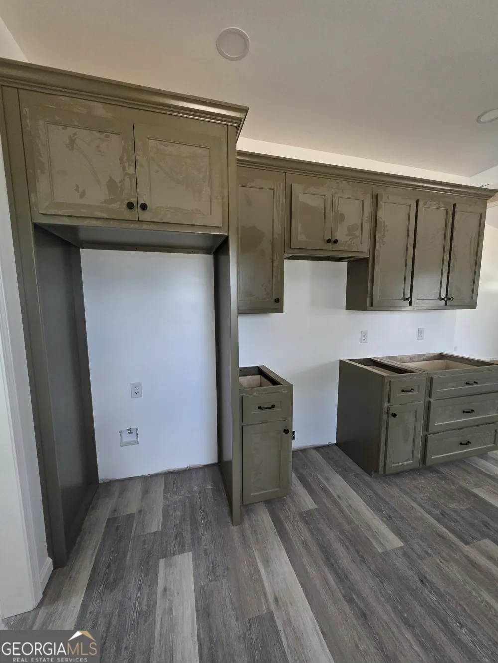 27 Elmwood Lane Baxley, GA 31513