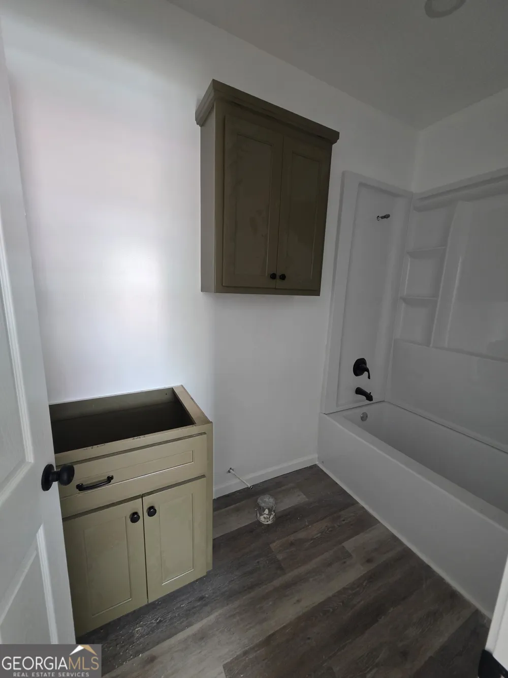 27 Elmwood Lane Baxley, GA 31513