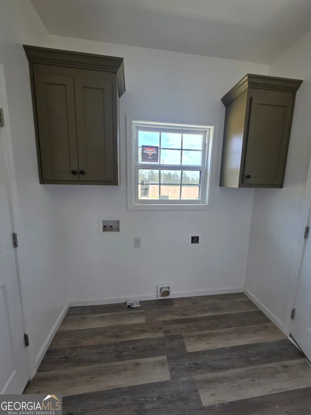 27 Elmwood Lane Baxley, GA 31513