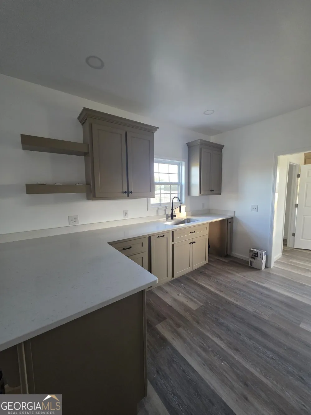 27 Elmwood Lane Baxley, GA 31513