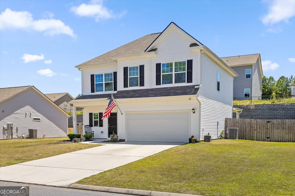637 Collington CIR Dalton, GA 30721