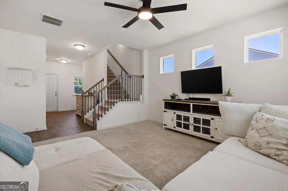 637 Collington CIR Dalton, GA 30721