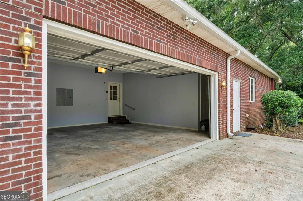 110 Governors WALK Kathleen, GA 31047