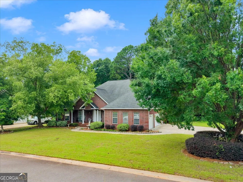 110 Governors WALK Kathleen, GA 31047