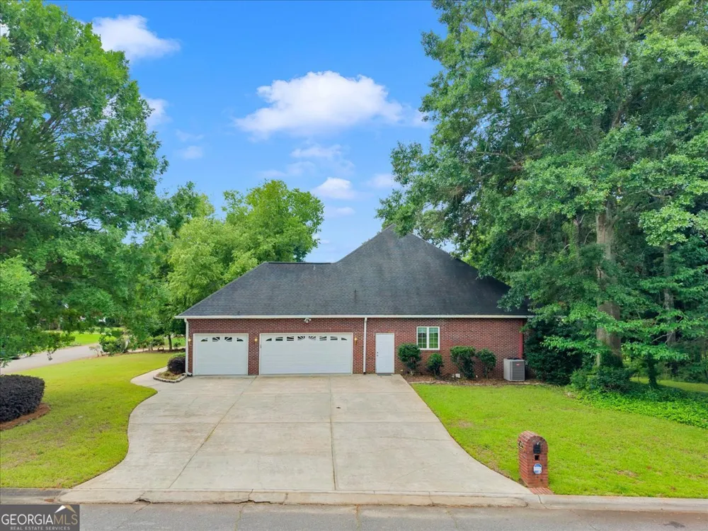 110 Governors WALK Kathleen, GA 31047