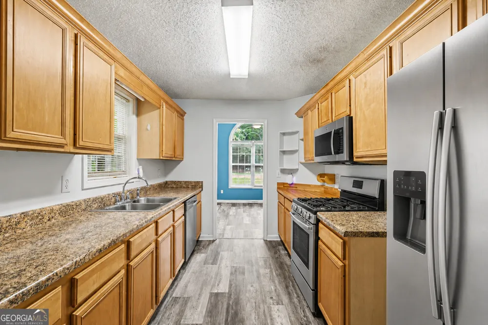 4890 Cordero CT Winston, GA 30187