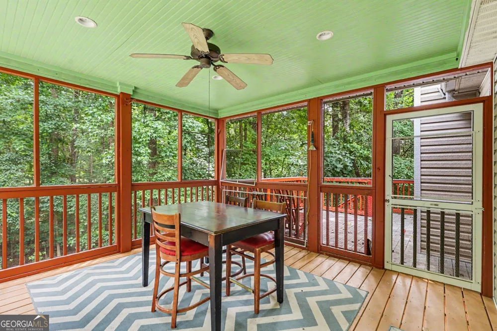 4890 Cordero CT Winston, GA 30187
